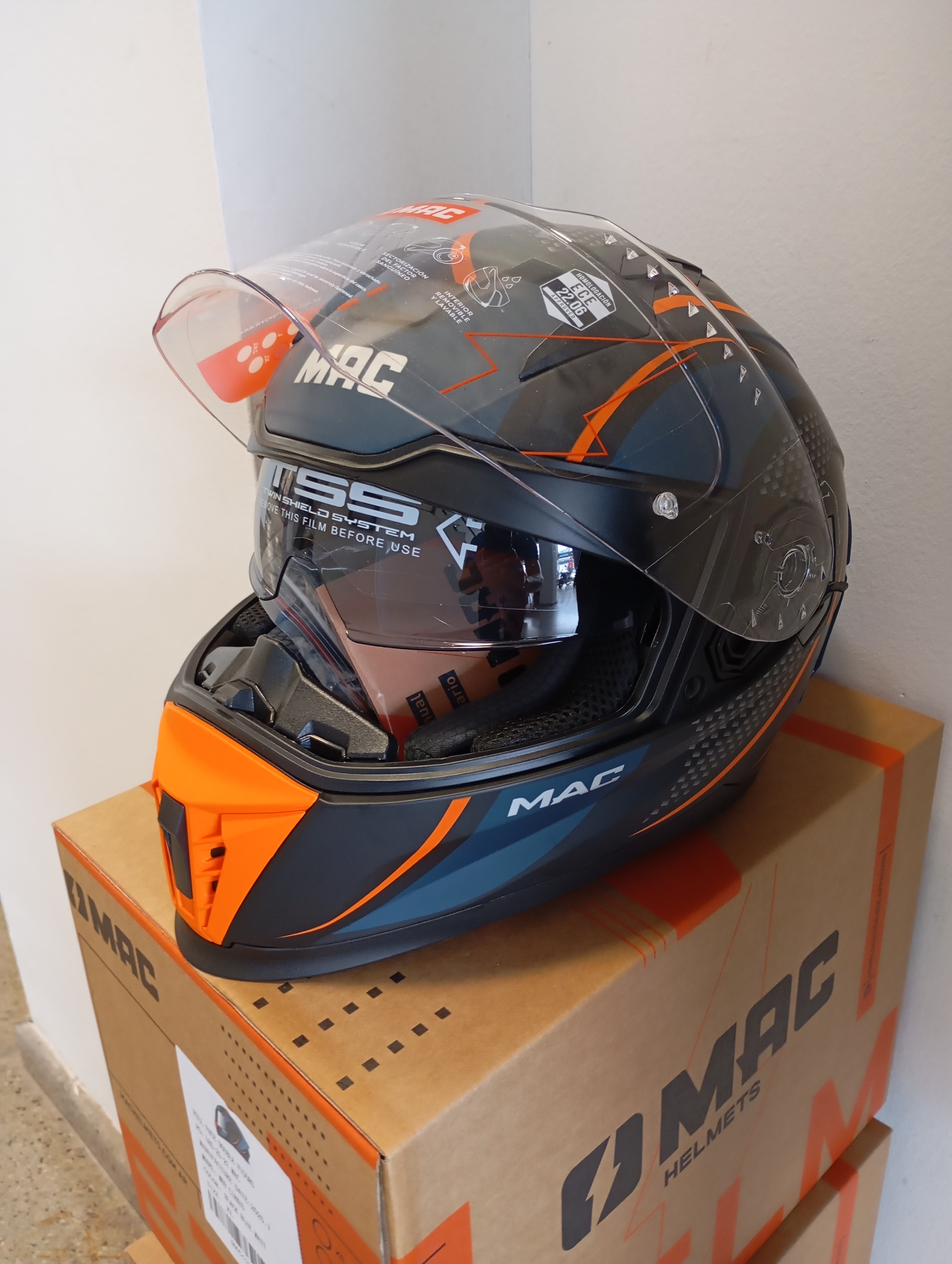 Casco MAC f0069